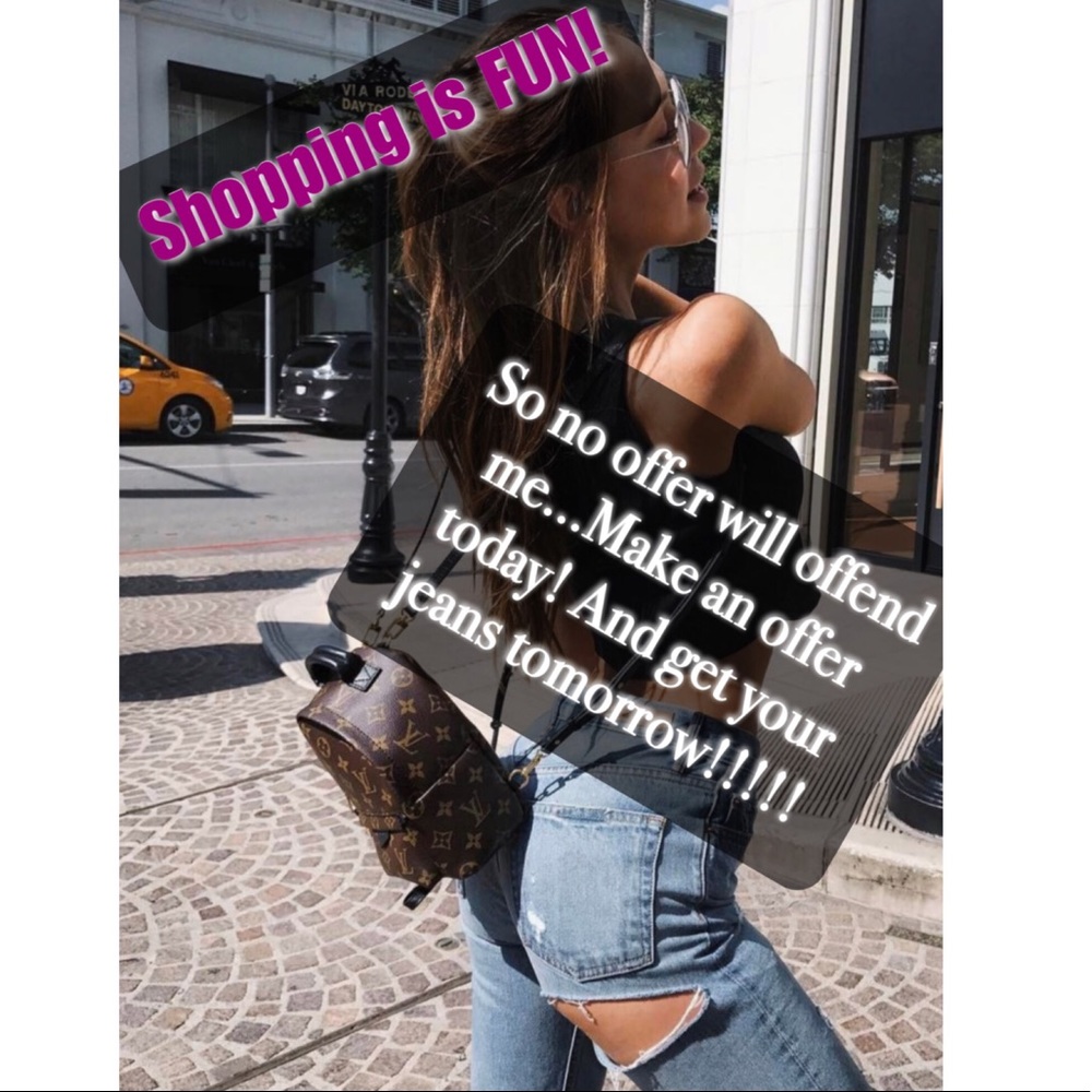 NO OFFER WILL OFFEND ME‼️Have some fun girls‼️